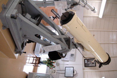 32センチ反射望遠鏡