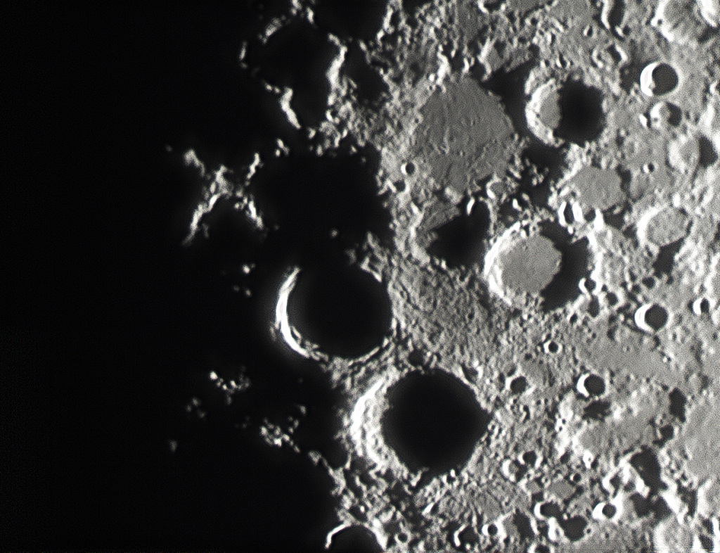 月見月出品8枚 みんなの皆既月食2022スケッチ展｜お知らせ｜ギャラクシティ